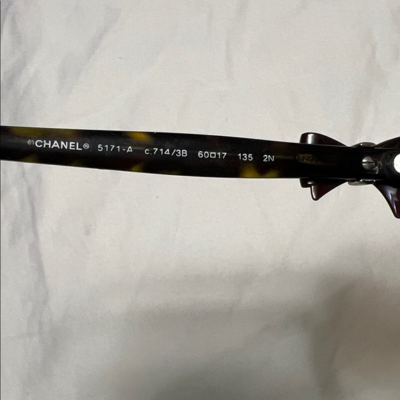 CHANEL Brown Sunglasses for Women with Ribbon Design With Case main image 7